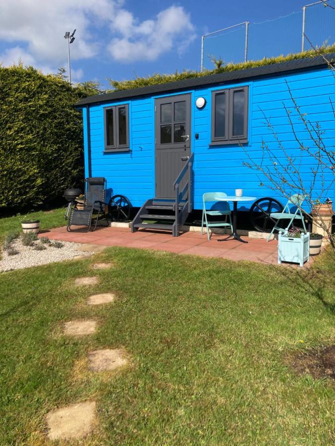 Atlantic Way Shepherd Hut Moville Exterior photo