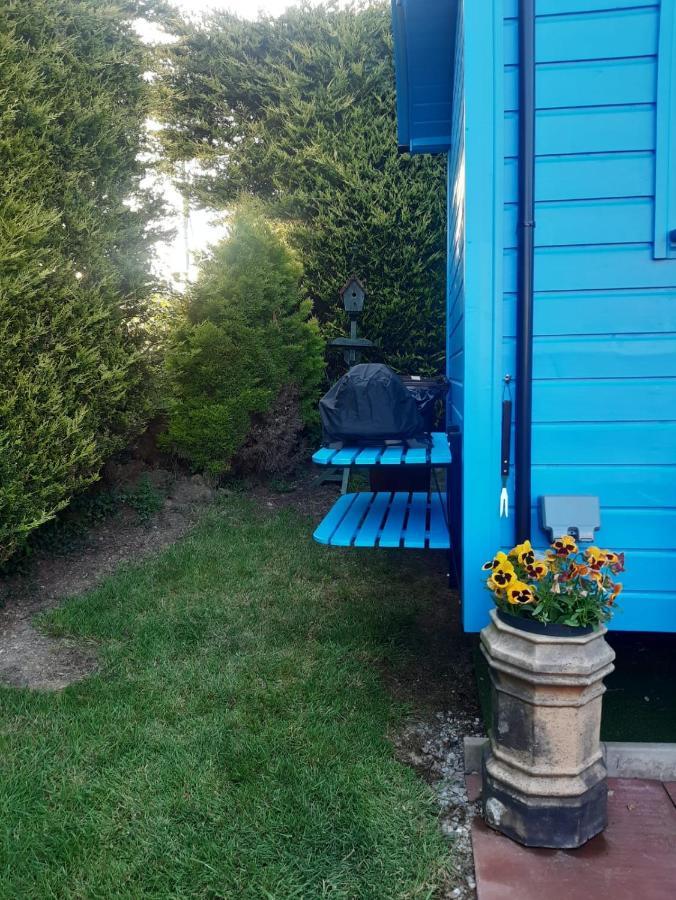 Atlantic Way Shepherd Hut Moville Exterior photo